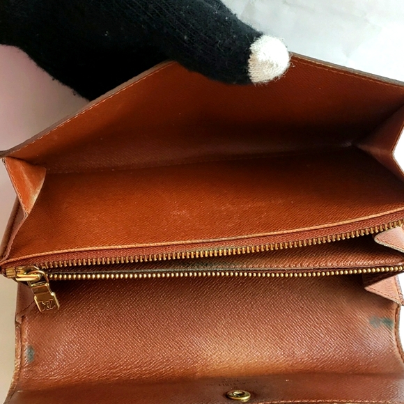 Authentic LOUIS VUITTON Monogram Sarah Bifold Long Wallet LAST PRICE FIRM! - Picture 12 of 15